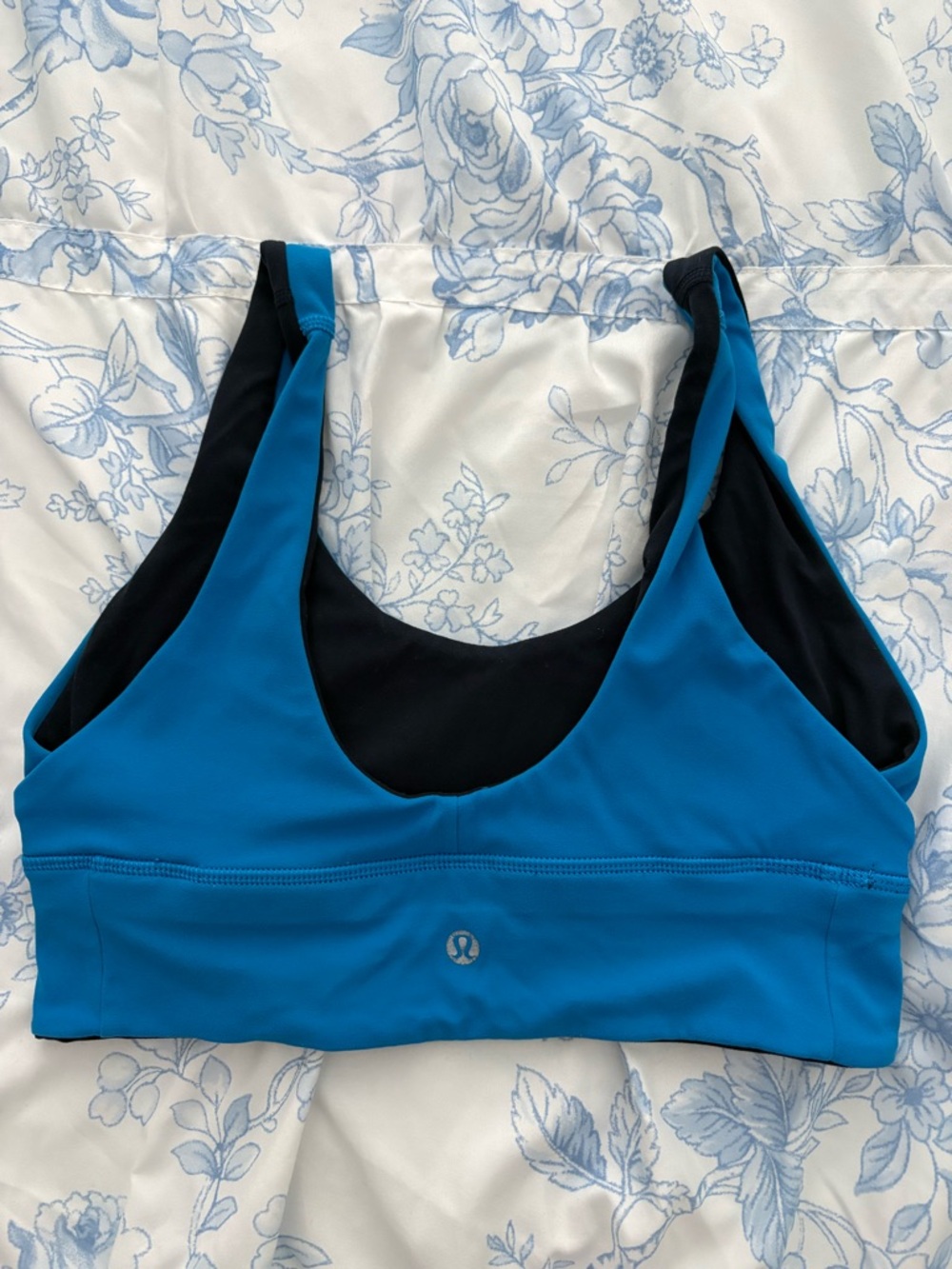 lululemon athletica Align 2in1 Reversible Bra - Picture 2 of 5